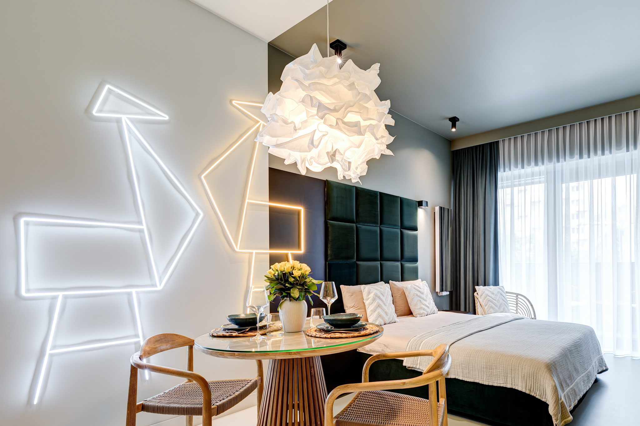 Mieszkanie w Hanza Tower Szczecin z żółtym akcentem — realizacja Architeka
